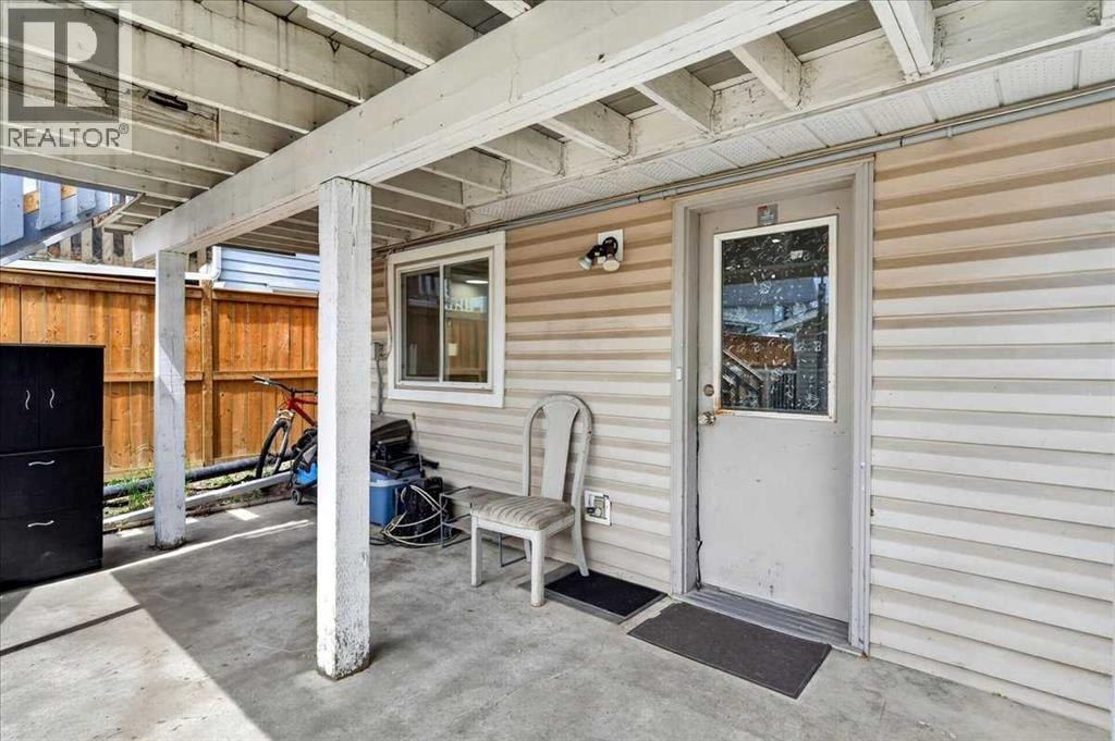 6979 Laguna Way NE — photo 42