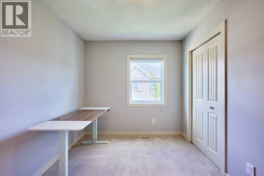 101, 355 Nolancrest Heights NW — photo 32