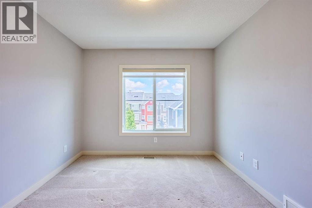 101, 355 Nolancrest Heights NW — photo 29