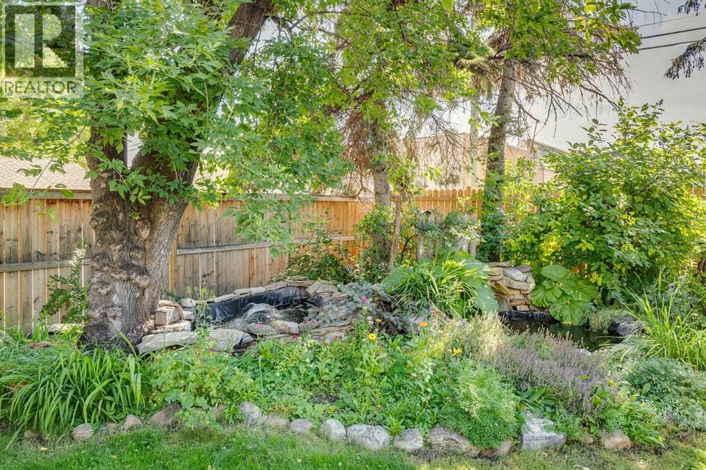 77 Elma Street W — photo 33