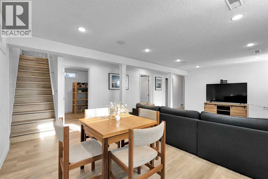 4115 Bowlen Street NW — photo 28