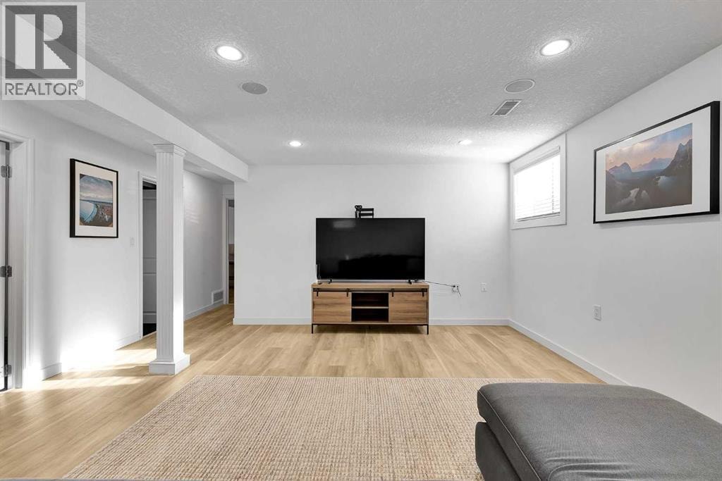 4115 Bowlen Street NW — photo 30