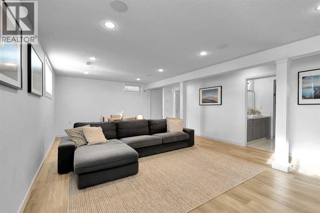 4115 Bowlen Street NW — photo 32