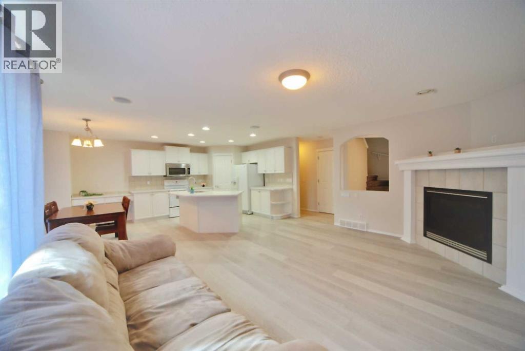 133 Panamount Court NW — photo 3