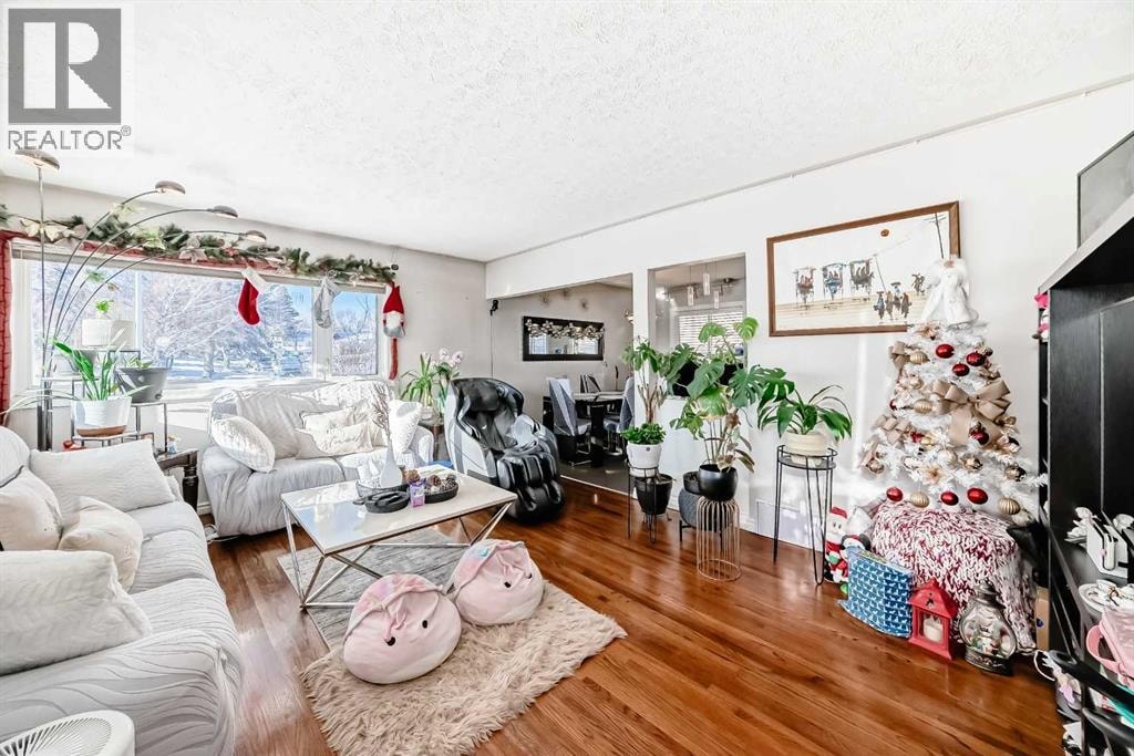 8222 Fairmount Drive SE — photo 14