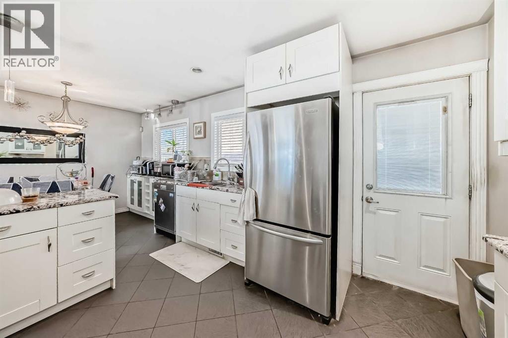 8222 Fairmount Drive SE — photo 9
