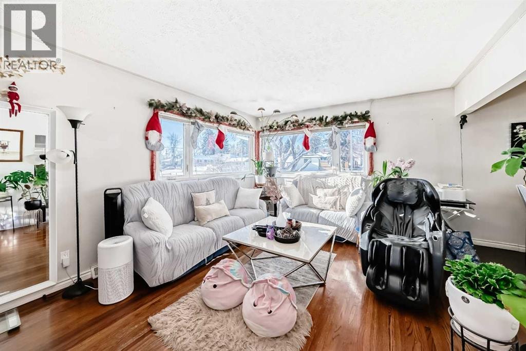 8222 Fairmount Drive SE — photo 15