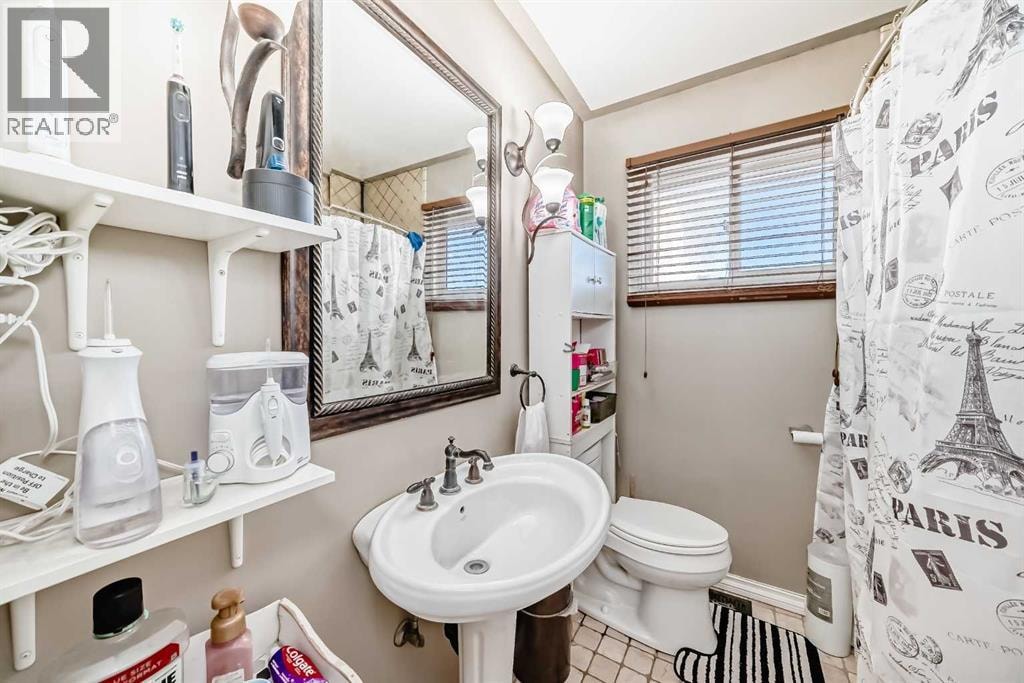 8222 Fairmount Drive SE — photo 27