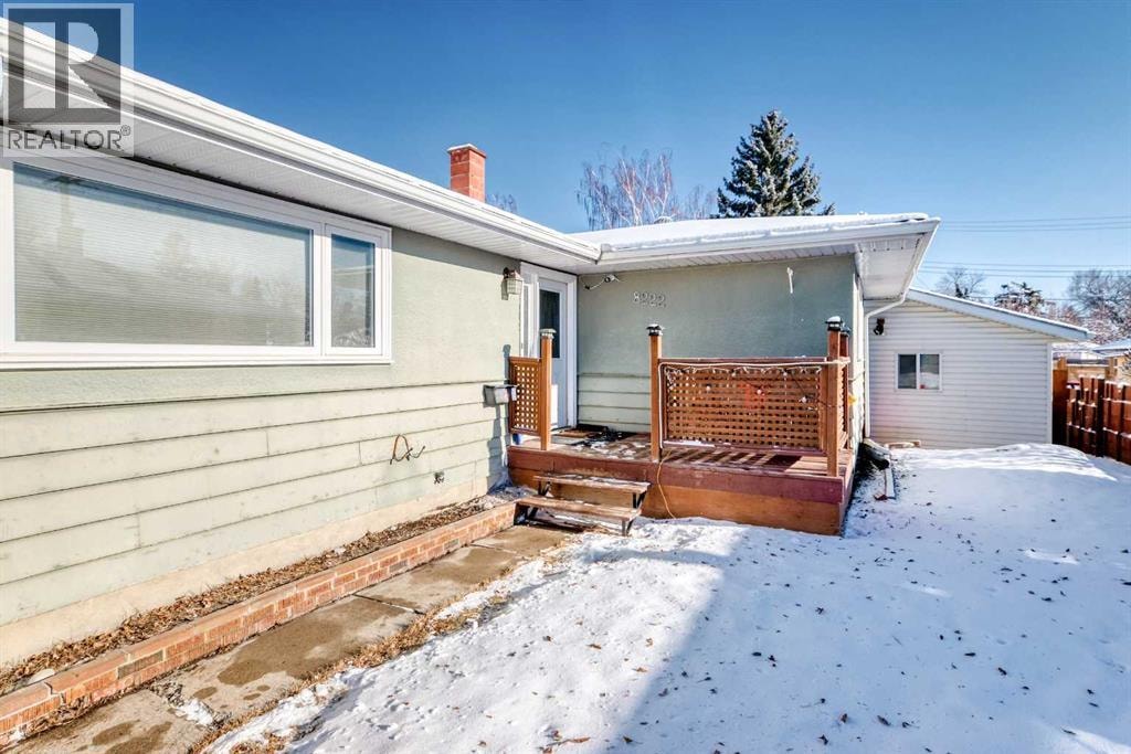8222 Fairmount Drive SE — photo 2
