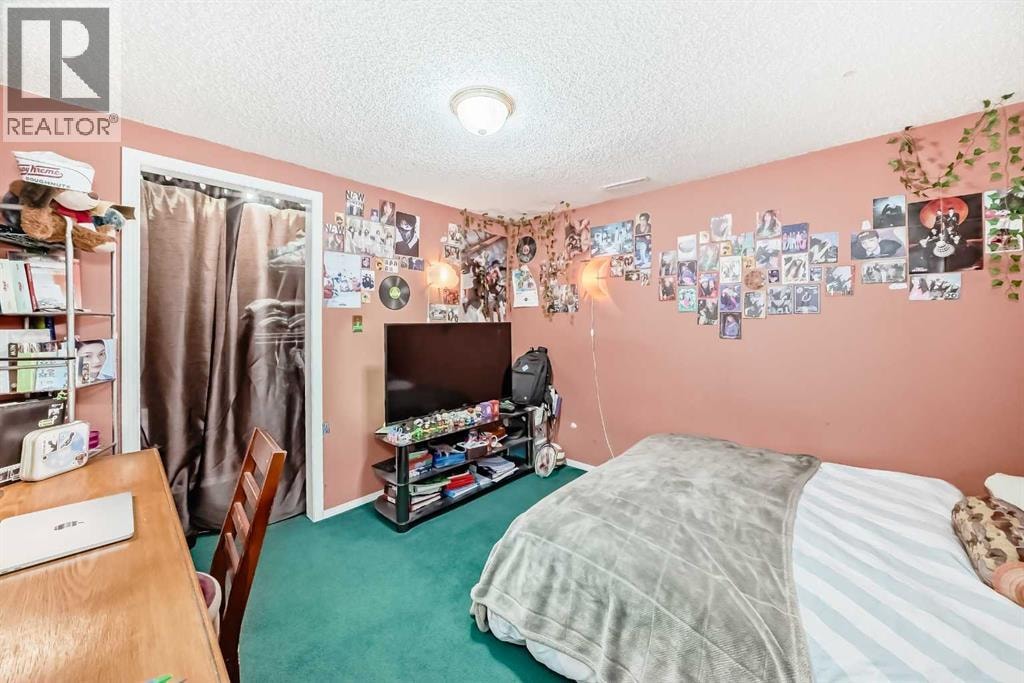 8222 Fairmount Drive SE — photo 35