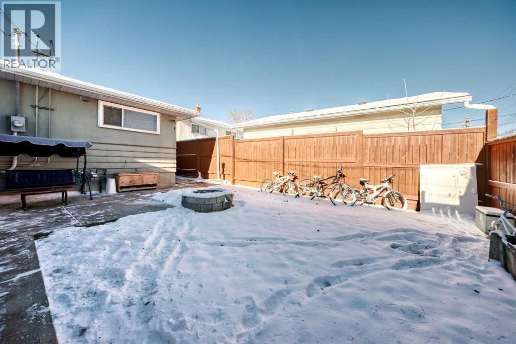 8222 Fairmount Drive SE — photo 47