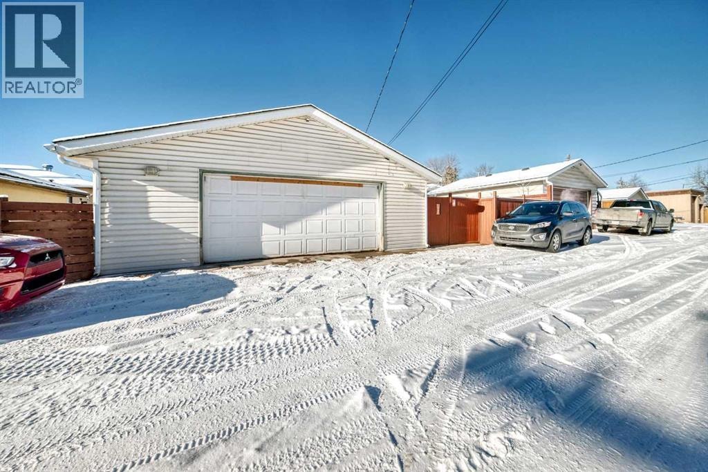 8222 Fairmount Drive SE — photo 44