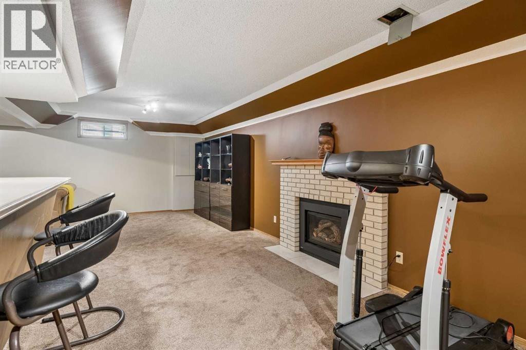 112 Oakbriar Close SW — photo 30