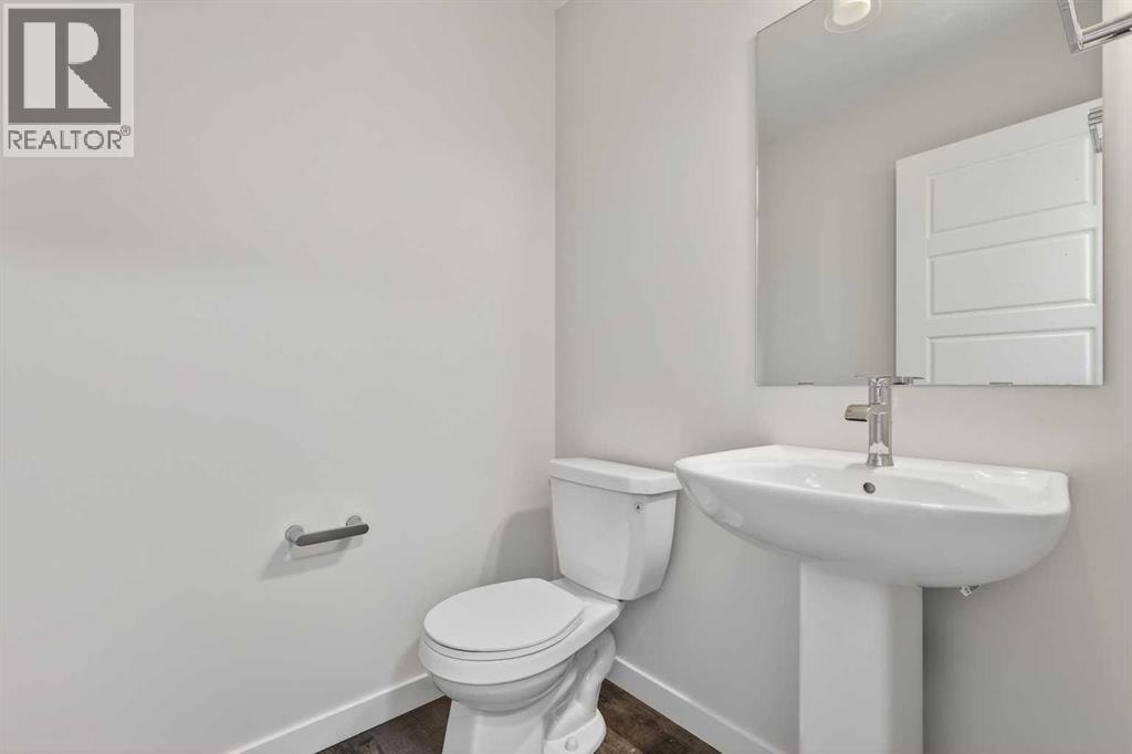 172 Hotchkiss Common SE — photo 17