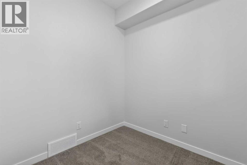 172 Hotchkiss Common SE — photo 30