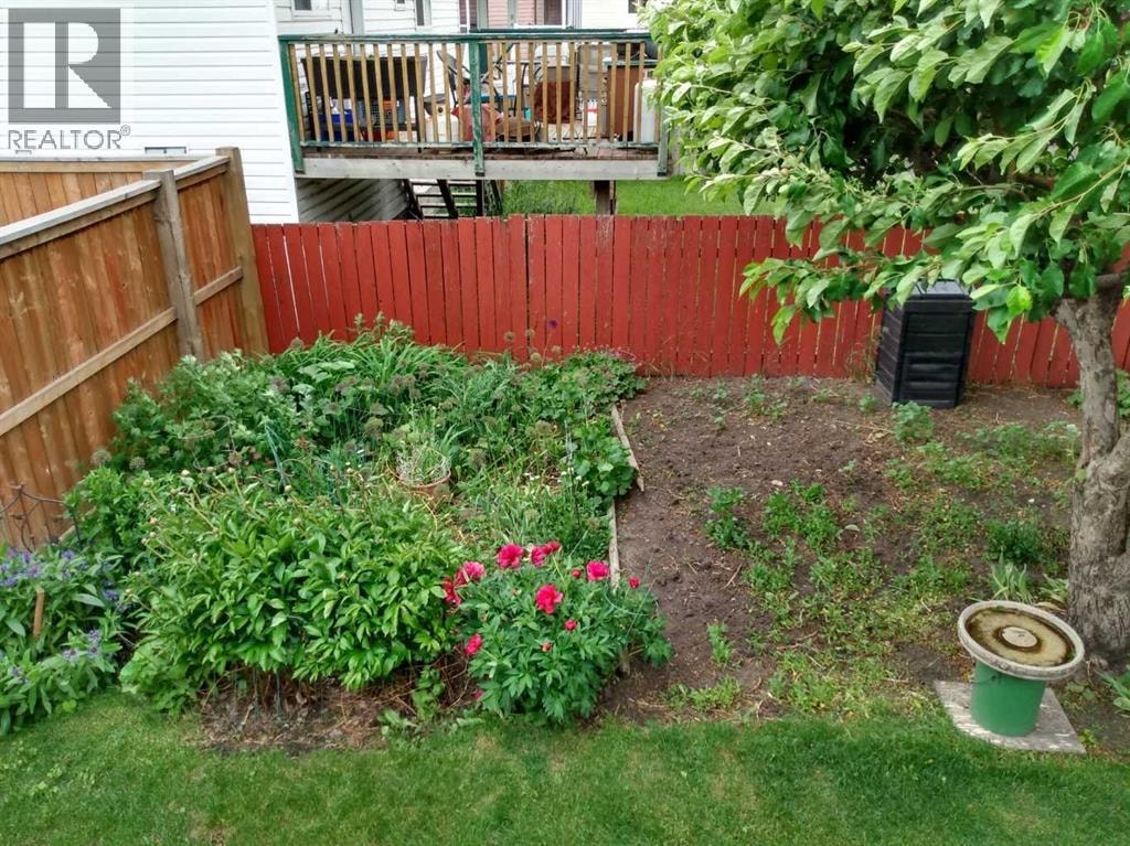 100 Doverglen Crescent SE — photo 17