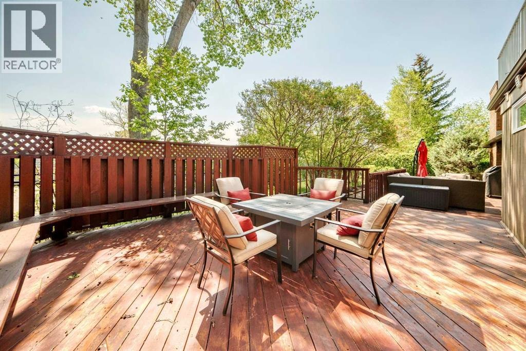 123 Varsity Estates Grove NW — photo 17