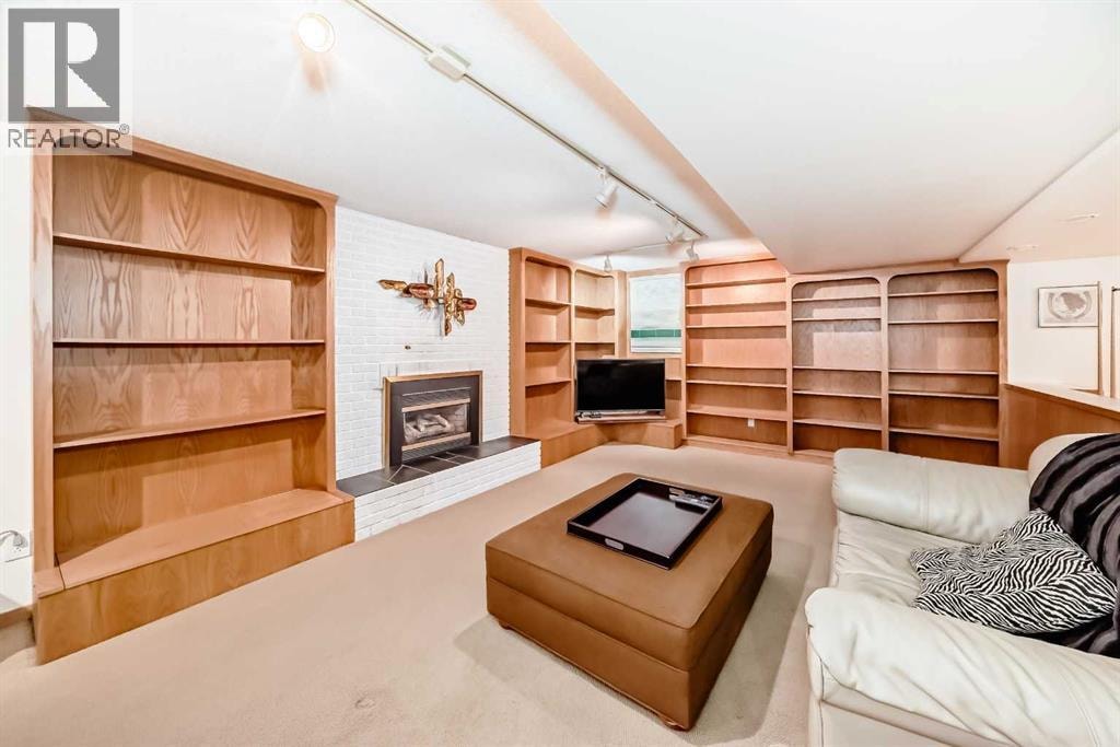 123 Varsity Estates Grove NW — photo 43