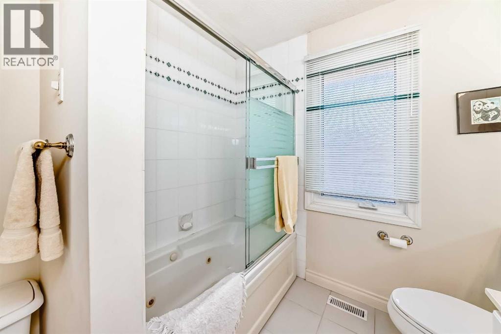 123 Varsity Estates Grove NW — photo 38