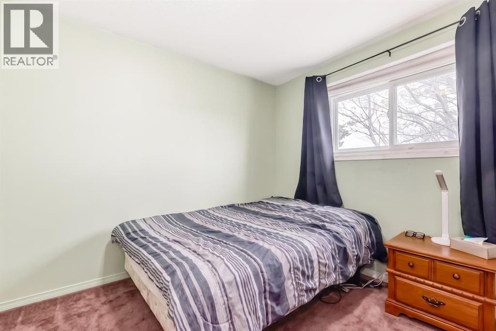36 Castleglen Way NE — photo 16
