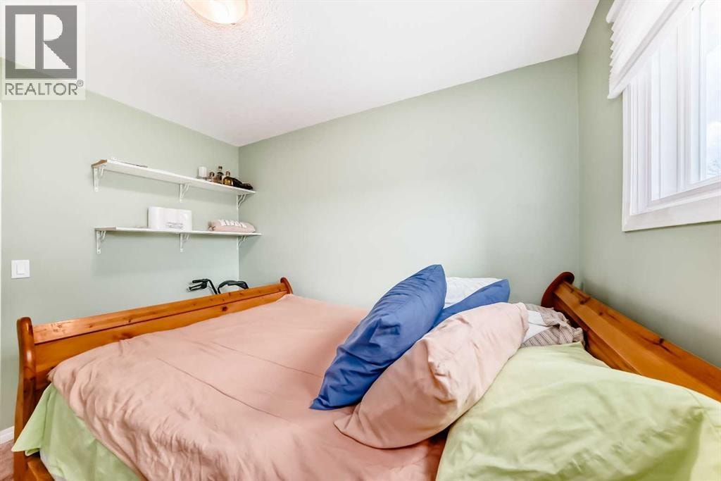 36 Castleglen Way NE — photo 18