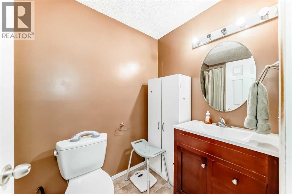 36 Castleglen Way NE — photo 20