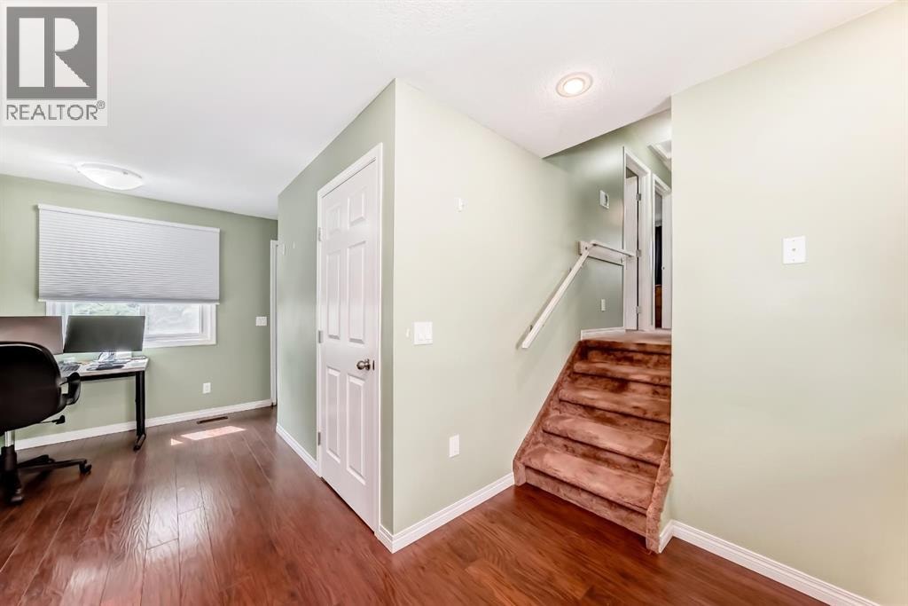 36 Castleglen Way NE — photo 9