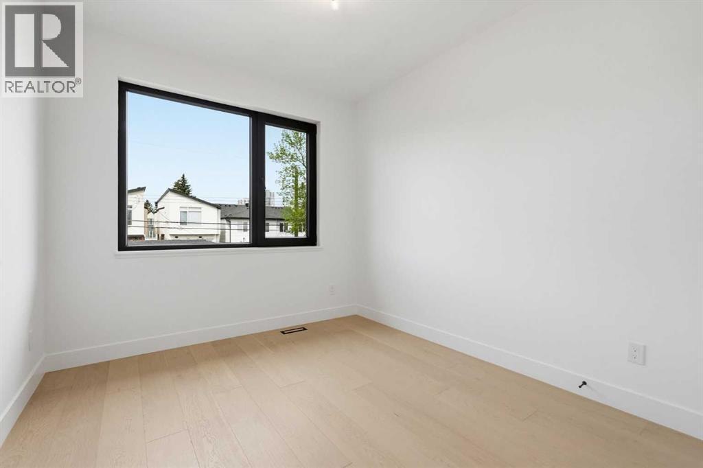 1429 26A Street SW — photo 30