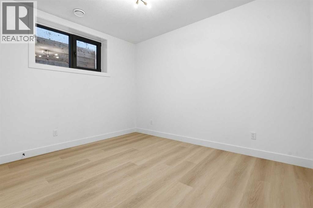 1429 26A Street SW — photo 36