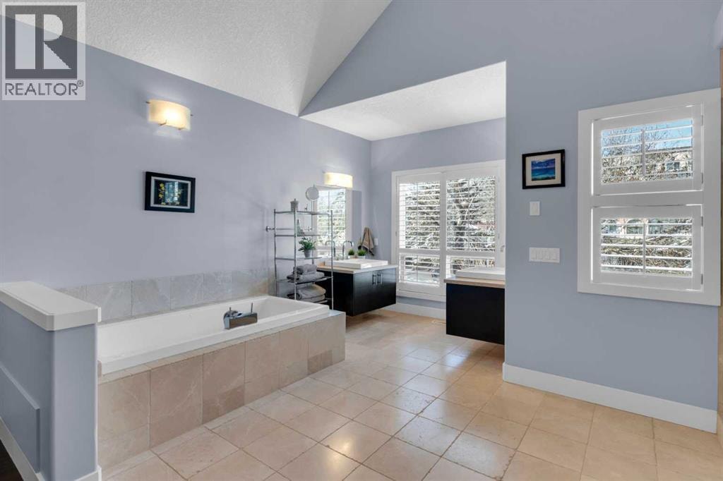 448 13 Street NW — photo 24