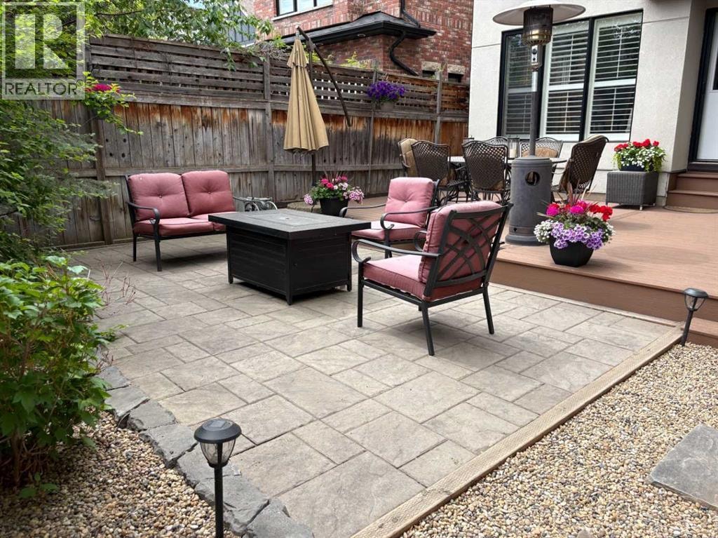 448 13 Street NW — photo 39