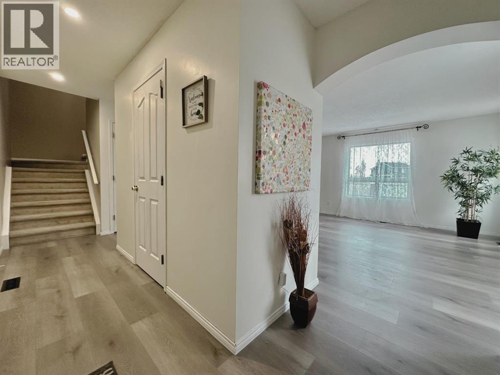 139 Bridlewood Circle SW — photo 2