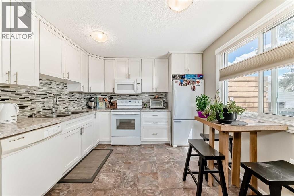 48 Millcrest Way SW — photo 8