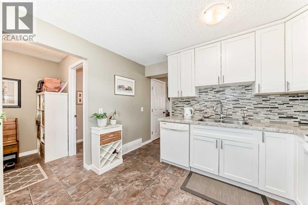 48 Millcrest Way SW — photo 12