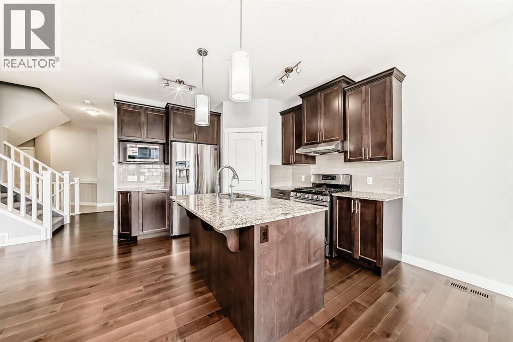 56 Nolanhurst Crescent NW — photo 6