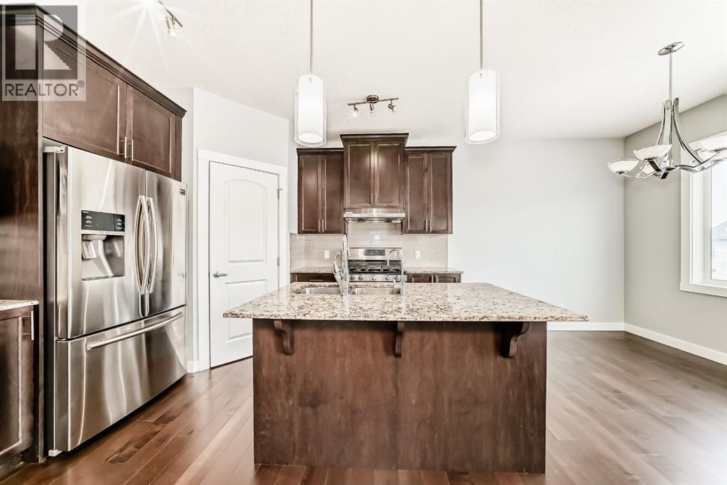 56 Nolanhurst Crescent NW — photo 7