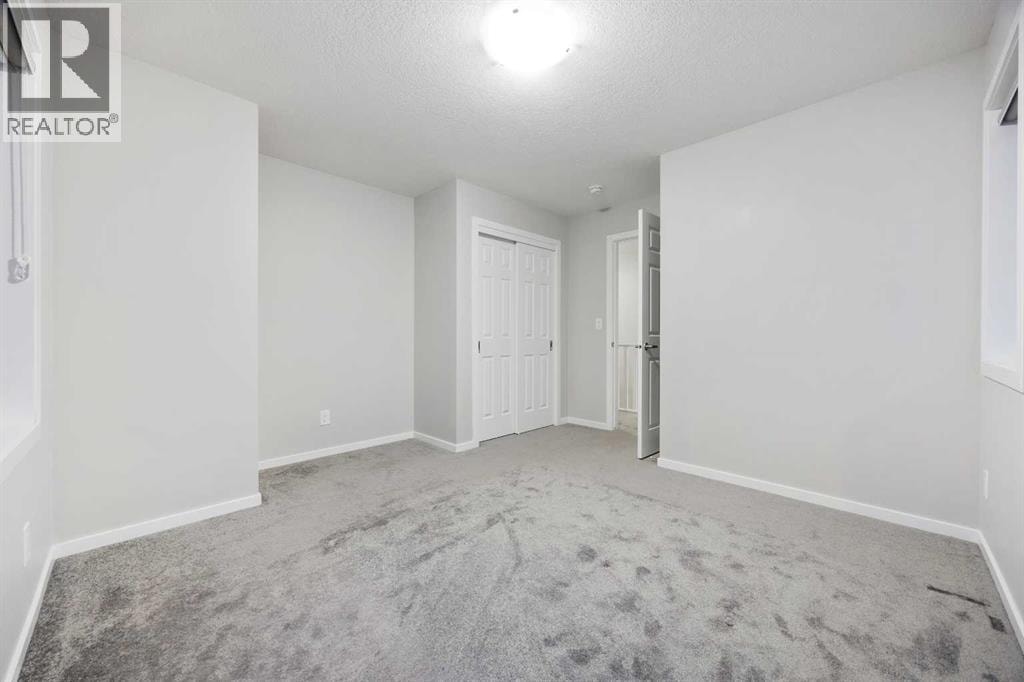 567 Osborne Drive SW — photo 41