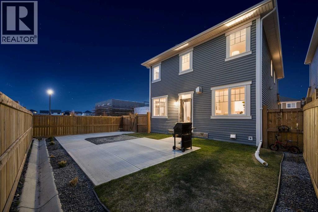 567 Osborne Drive SW — photo 47