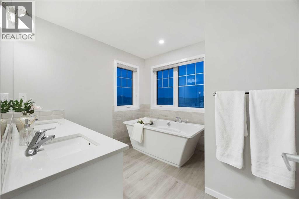 567 Osborne Drive SW — photo 33