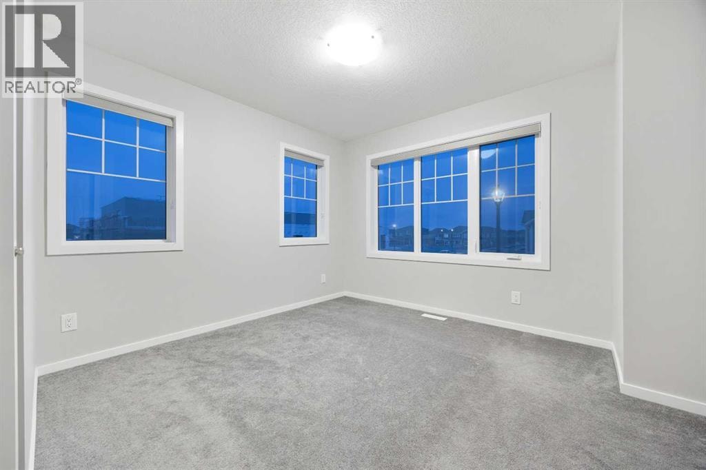 567 Osborne Drive SW — photo 40