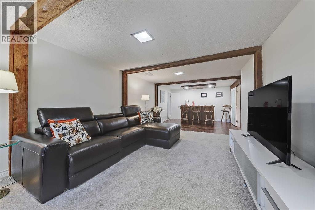 185 Springwood Drive SW — photo 14
