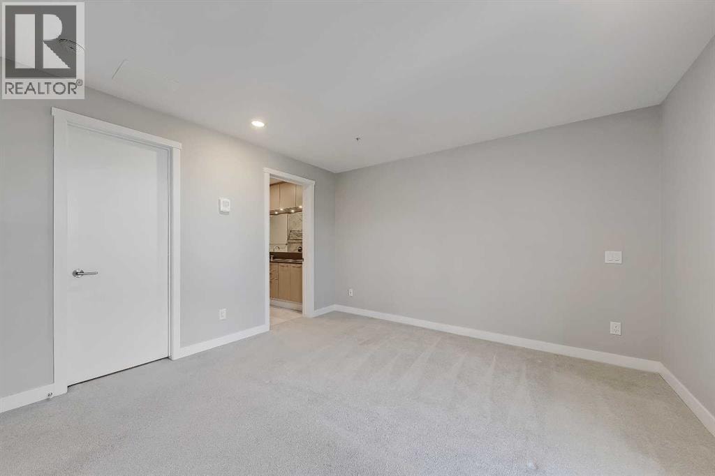 211, 88 9 Street NE — photo 21
