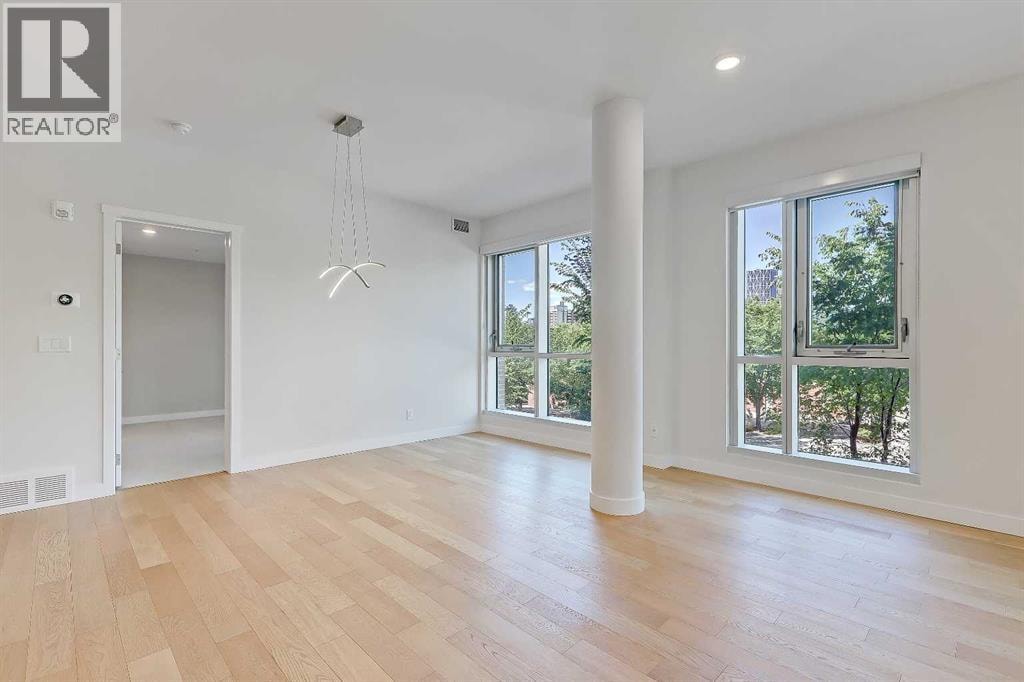 211, 88 9 Street NE — photo 11