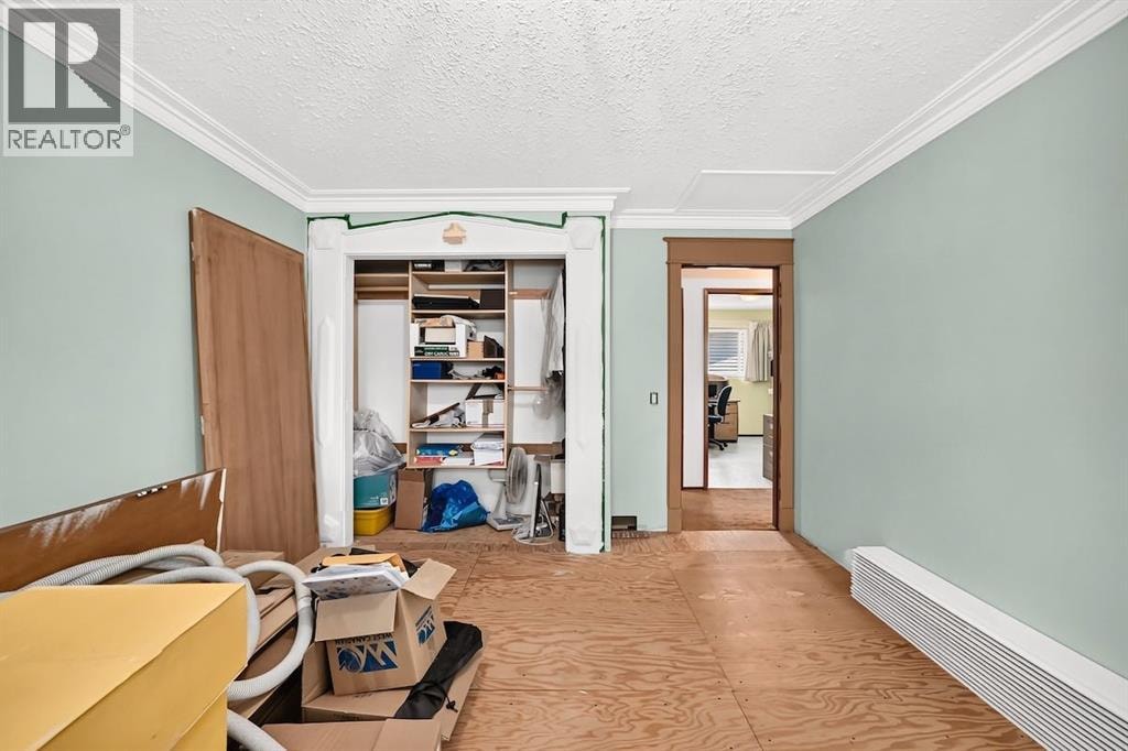6539 54 Street NW — photo 15
