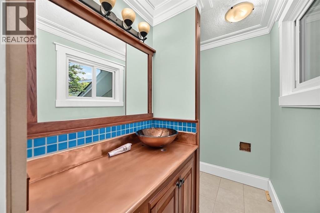 6539 54 Street NW — photo 16