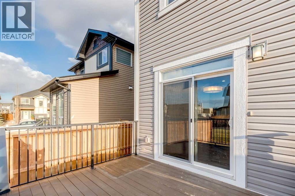 104 HILLCREST Avenue SW — photo 41