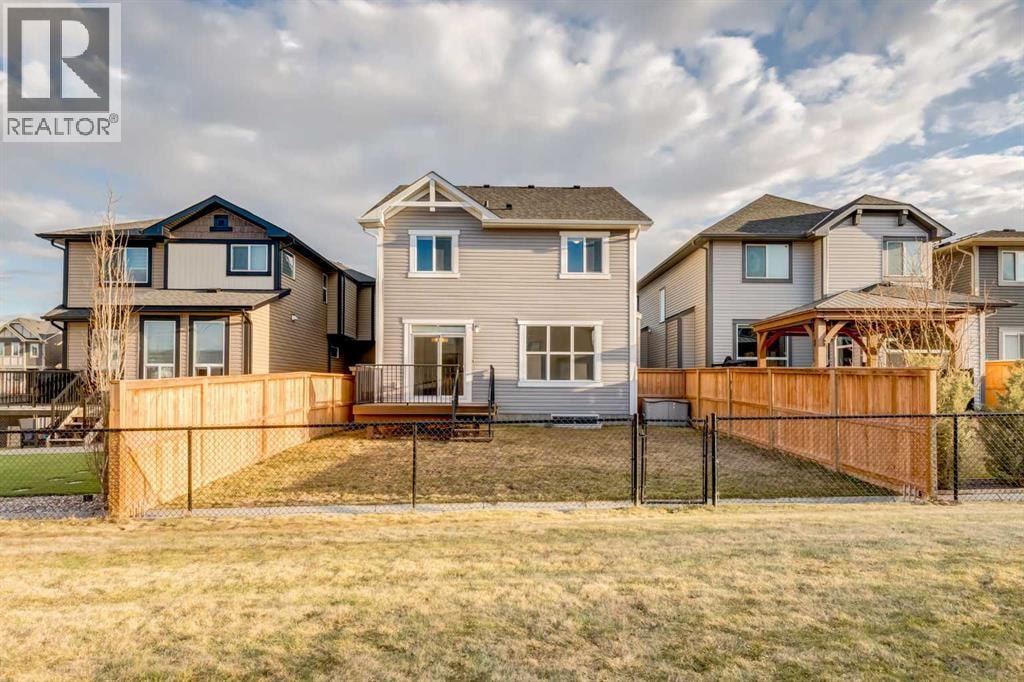 104 HILLCREST Avenue SW — photo 45
