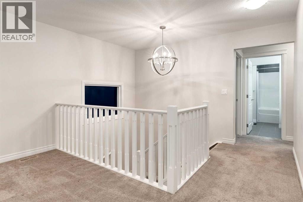 104 HILLCREST Avenue SW — photo 37