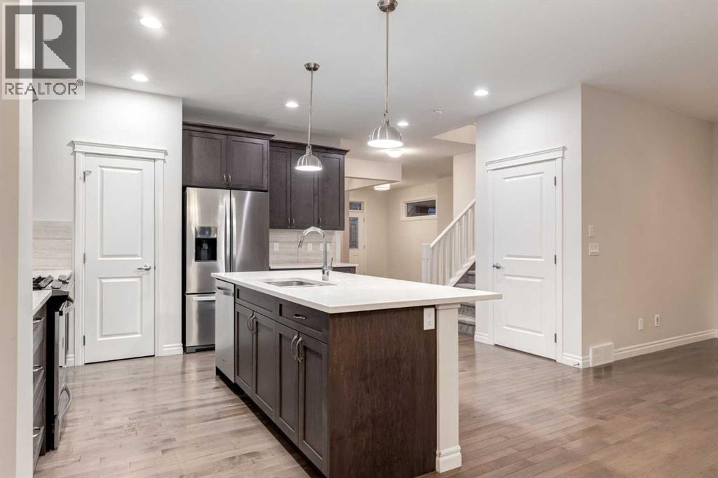 104 HILLCREST Avenue SW — photo 13