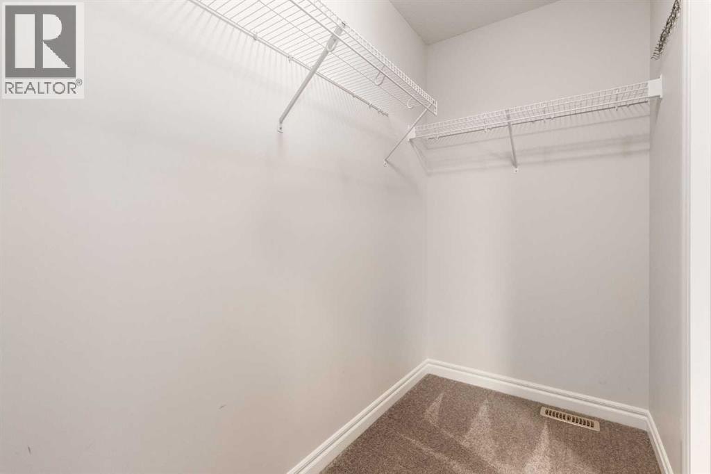 104 HILLCREST Avenue SW — photo 27